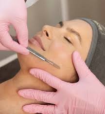 Dermaplaning treatment