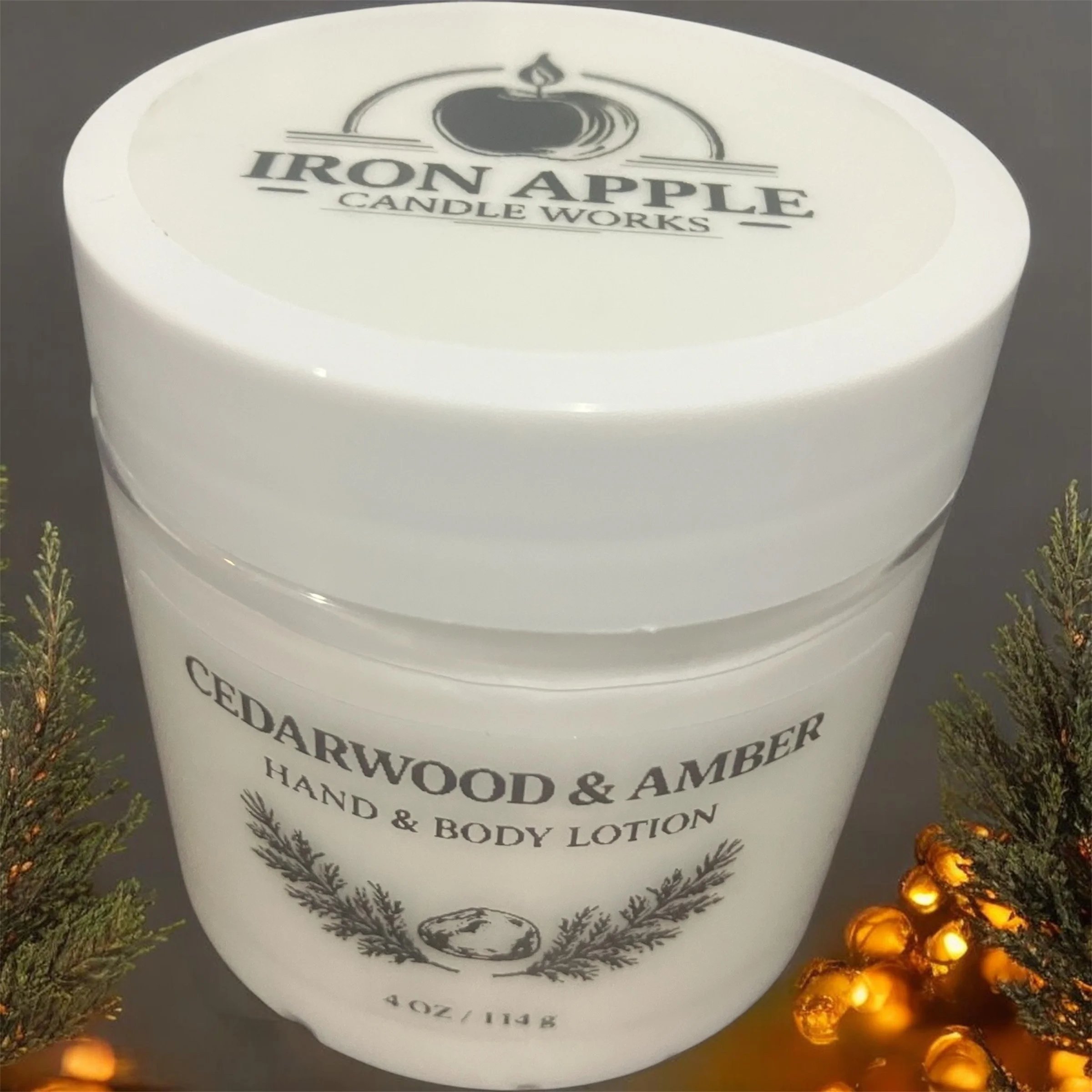 Cedarwood & Amber